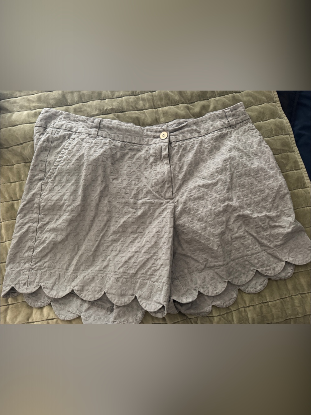 crown & ivy Light Gray Eyelet Scalloped Shorts